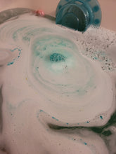 Load image into Gallery viewer, Under The Sea Bath Bombs